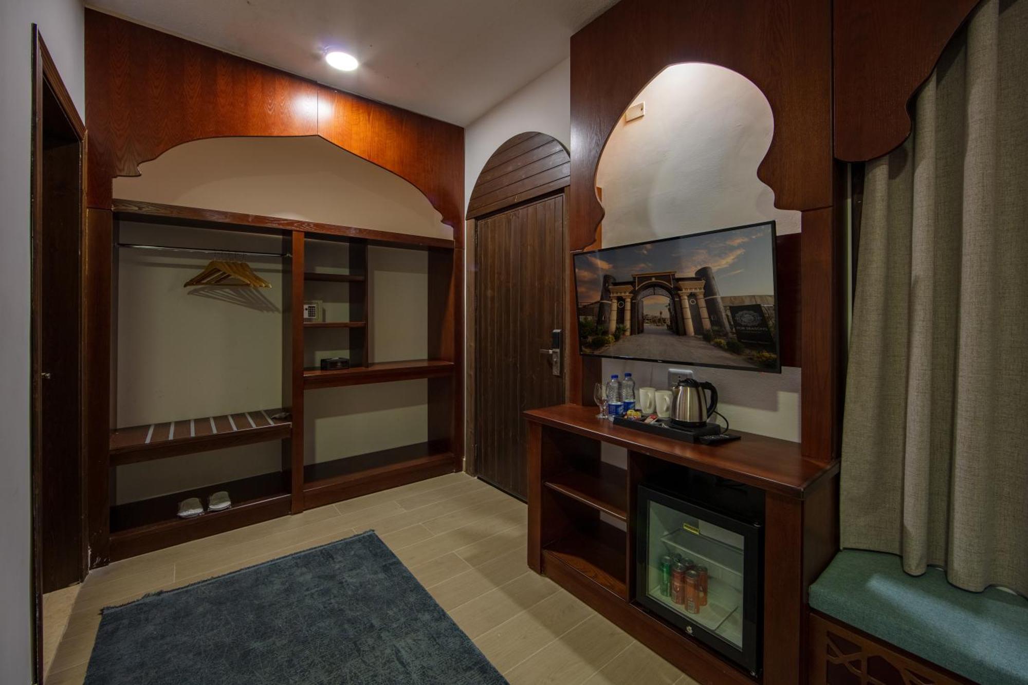 Petra Seasons Luxury Resort Al Hayy Εξωτερικό φωτογραφία